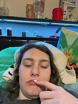 julia4thewin online show from 04/04/26, 01:15