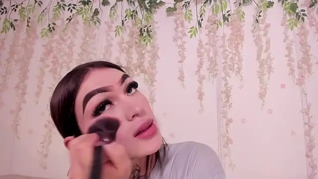 lizz lunna online show from 03/25/26, 10:16