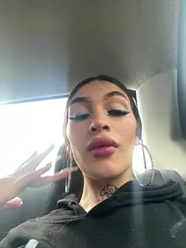 lizz lunna online show from 04/16/26, 07:47