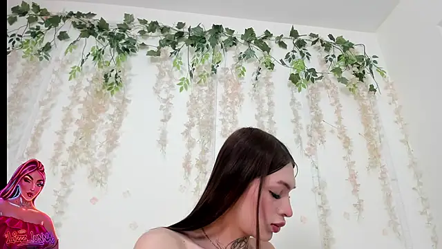 lizz lunna online show from 06/24/26, 08:08