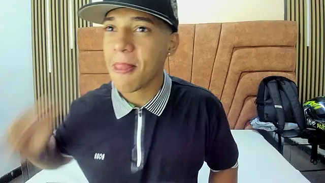 Snapshot of MATHY_ROBERT chatting on 01/15/26, 07:50 MATHY ROBERT online show from 01/15/26, 07:50