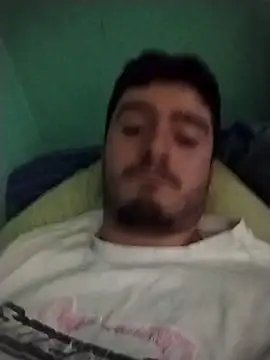 Snapshot of Frankie9819 chatting on 01/12/26, 03:06 Frankie9819 online show from 01/12/26, 03:06