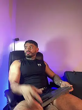 thiago ferrari  online show from 03/21/26, 10:13