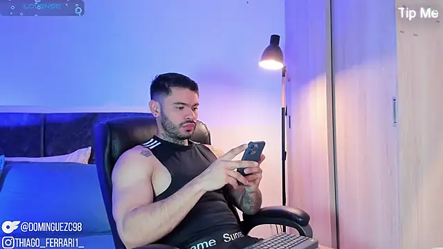 Snapshot of thiago_ferrari_ chatting on 05/29/26, 12:41 thiago ferrari online show from 05/29/26, 12:41
