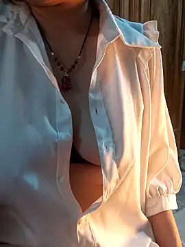 Snapshot of Myna_999 chatting on 02/23/26, 02:20 Myna 999 online show from 02/23/26, 02:20