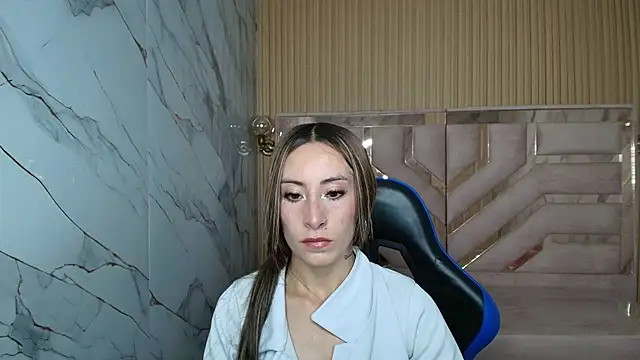 katalina r  online show from 03/30/26, 08:32