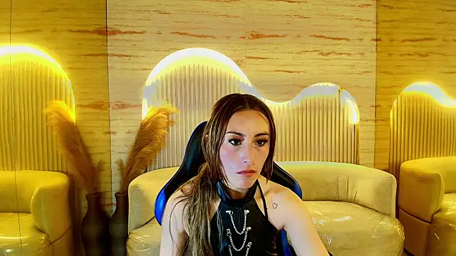 katalina r  online show from 05/30/26, 08:17
