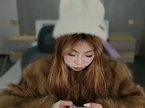 Snapshot of zhq2596271 chatting on 01/15/26, 01:59 zhq2596271 online show from 01/15/26, 01:59