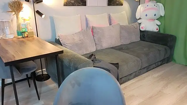 KitKatie online show from 04/04/26, 11:29