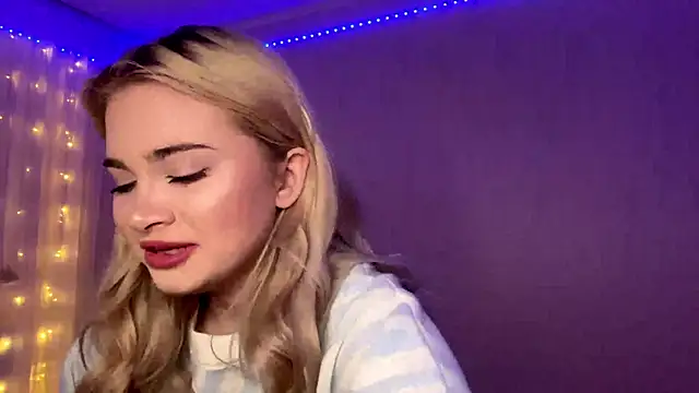 KariJarecke online show from 02/07/26, 01:04