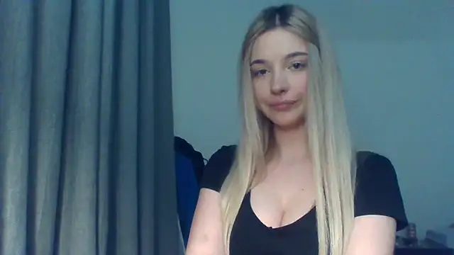 EvelineMagnetic online show from 01/13/26, 03:17