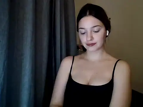 EvelineMagnetic online show from 04/04/26, 08:06