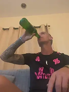 sexytony82 online show from 02/02/26, 12:26