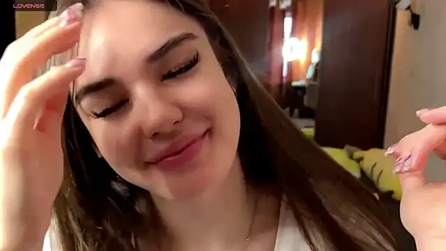 LubaSeirers online show from 04/10/26, 03:17