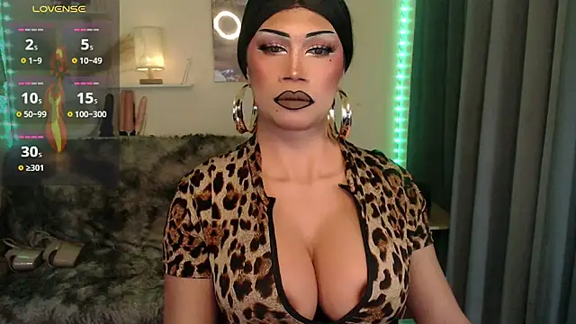 deliciousClaire online show from 03/25/26, 01:33