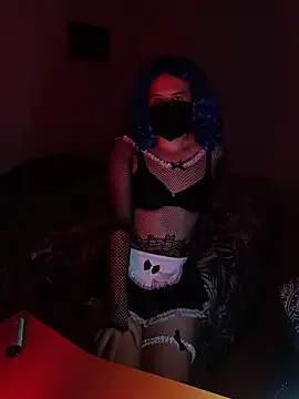 Snapshot of Qu1nn_spicyhot chatting on 01/12/26, 10:15 Qu1nn spicyhot online show from 01/12/26, 10:15