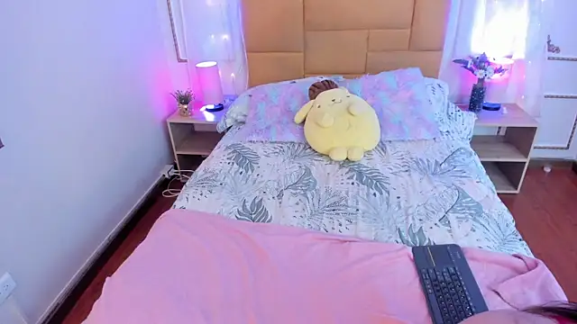 Jenifer James online show from 02/12/26, 07:53