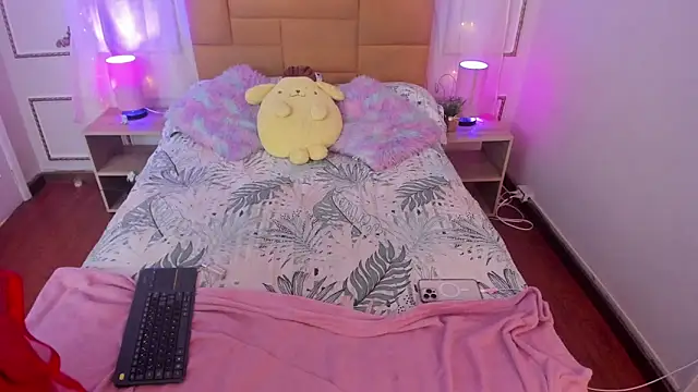 Jenifer James online show from 02/24/26, 07:34