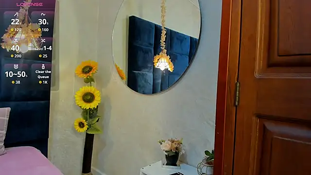 Laura Miller1 online show from 03/12/26, 08:04