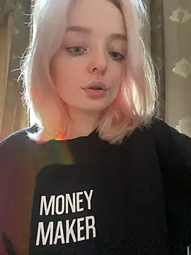 aka Blonde online show from 03/27/26, 08:59