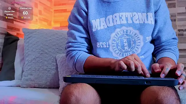 joelcallvil1 online show from 03/25/26, 02:45