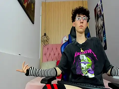 Syriussz online show from 02/18/26, 07:21