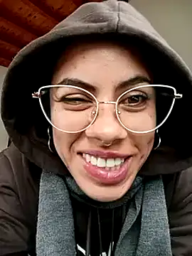 Canela Osada  online show from 02/27/26, 02:06