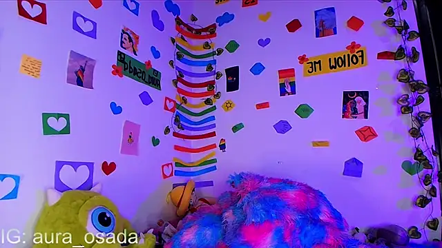 Canela Osada  online show from 06/23/26, 10:35
