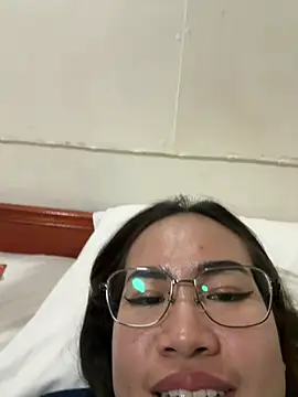 Ponthip online show from 02/04/26, 08:14