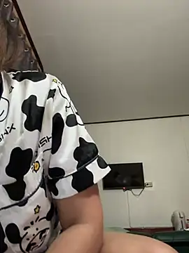 Ponthip online show from 02/08/26, 08:23