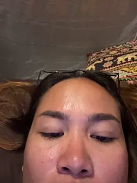 Ponthip online show from 03/26/26, 01:28