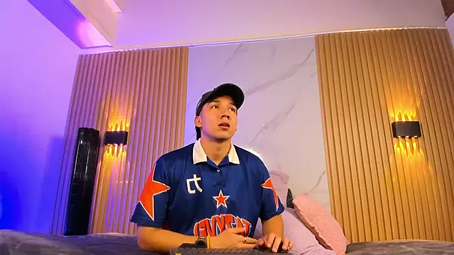 Snapshot of IamJuanJoc chatting on 02/28/26, 07:48 IamJuanJoc online show from 02/28/26, 07:48