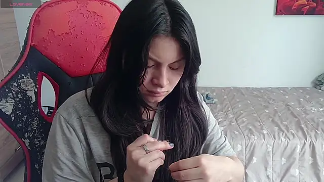 Snapshot of yessica_gomez01 chatting on 01/15/26, 03:05 yessica gomez01 online show from 01/15/26, 03:05