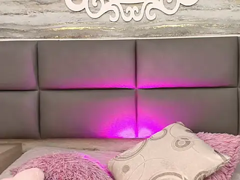 Little Mayy online show from 02/01/26, 11:42