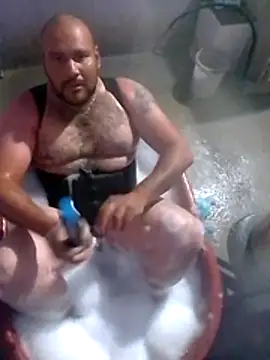 Guanatos13 online show from 04/14/26, 03:23