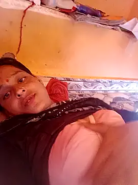 Snapshot of mabimi_sexe chatting on 03/23/26, 08:18 mabimi sexe online show from 03/23/26, 08:18