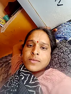 Snapshot of mabimi_sexe chatting on 04/02/26, 04:10 mabimi sexe online show from 04/02/26, 04:10