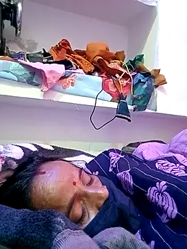 Snapshot of kiiuu_sexe chatting on 02/01/26, 07:23 kiiuu sexe online show from 02/01/26, 07:23