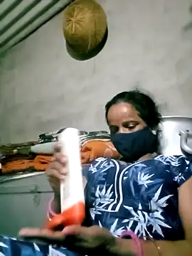 Snapshot of kiiuu_sexe chatting on 02/09/26, 07:34 kiiuu sexe online show from 02/09/26, 07:34