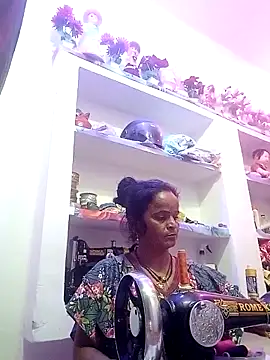 Snapshot of kiiuu_sexe chatting on 03/30/26, 03:46 kiiuu sexe online show from 03/30/26, 03:46