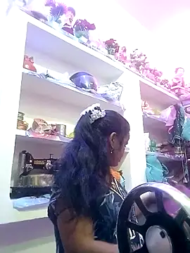 Snapshot of kiiuu_sexe chatting on 04/09/26, 03:06 kiiuu sexe online show from 04/09/26, 03:06