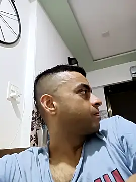 ashleellaunda7582 online show from 04/01/26, 02:25