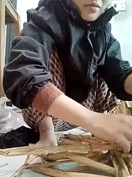 Nani yk2 online show from 01/15/26, 12:59