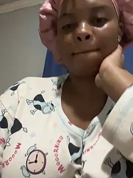 Snapshot of lil_badForYou chatting on 03/01/26, 07:05 lil badForYou online show from 03/01/26, 07:05