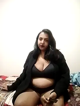 IndianBearxx online show from 05/07/26, 05:07