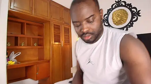 elnegritodelsabor1 online show from 02/09/26, 11:47