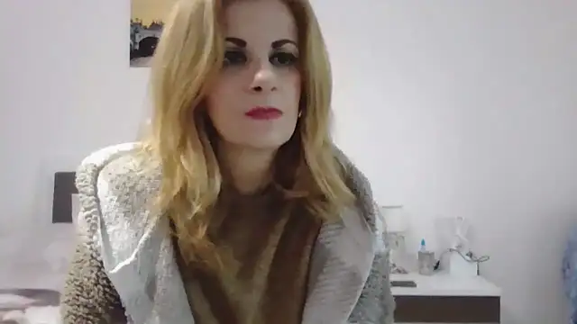 Clara1986 online show from 02/17/26, 04:13