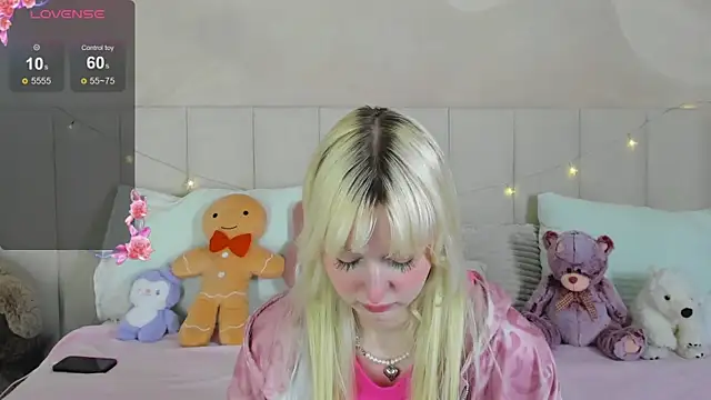 AdeleSilvy online show from 06/05/26, 01:45