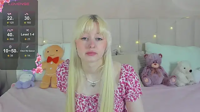 AdeleSilvy online show from 06/06/26, 01:43