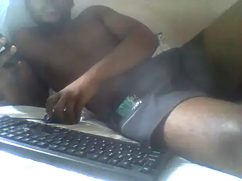 handsomeguy02 online show from 04/01/26, 12:50